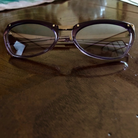 Gucci Accessories - Vintage Gucci 2704 Sunglasses with Case